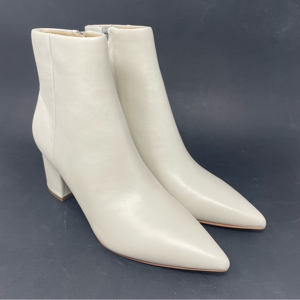 NIB Marc Fisher Jarli High Heel Pointed Toe Leather Booties in Ivory - Picture 4 of 12